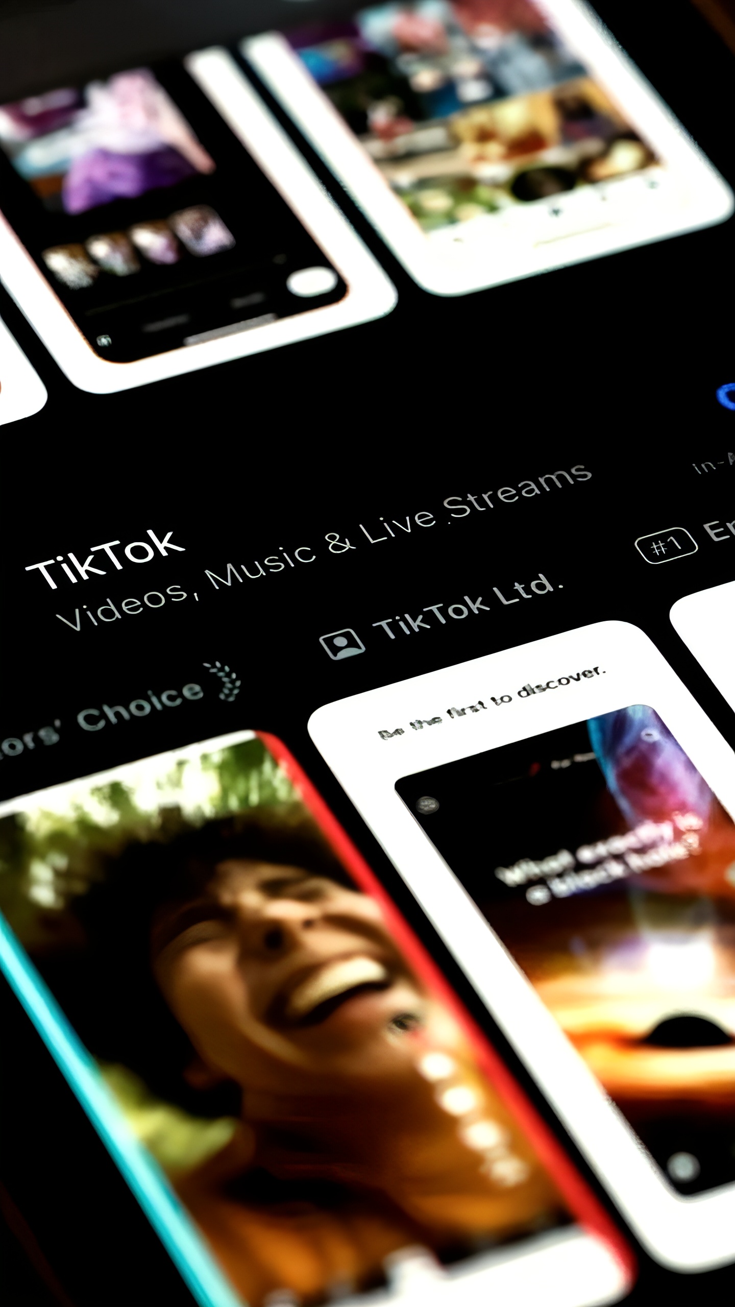 Законодатели США требуют от Apple и Google подготовки к возможному запрету TikTok