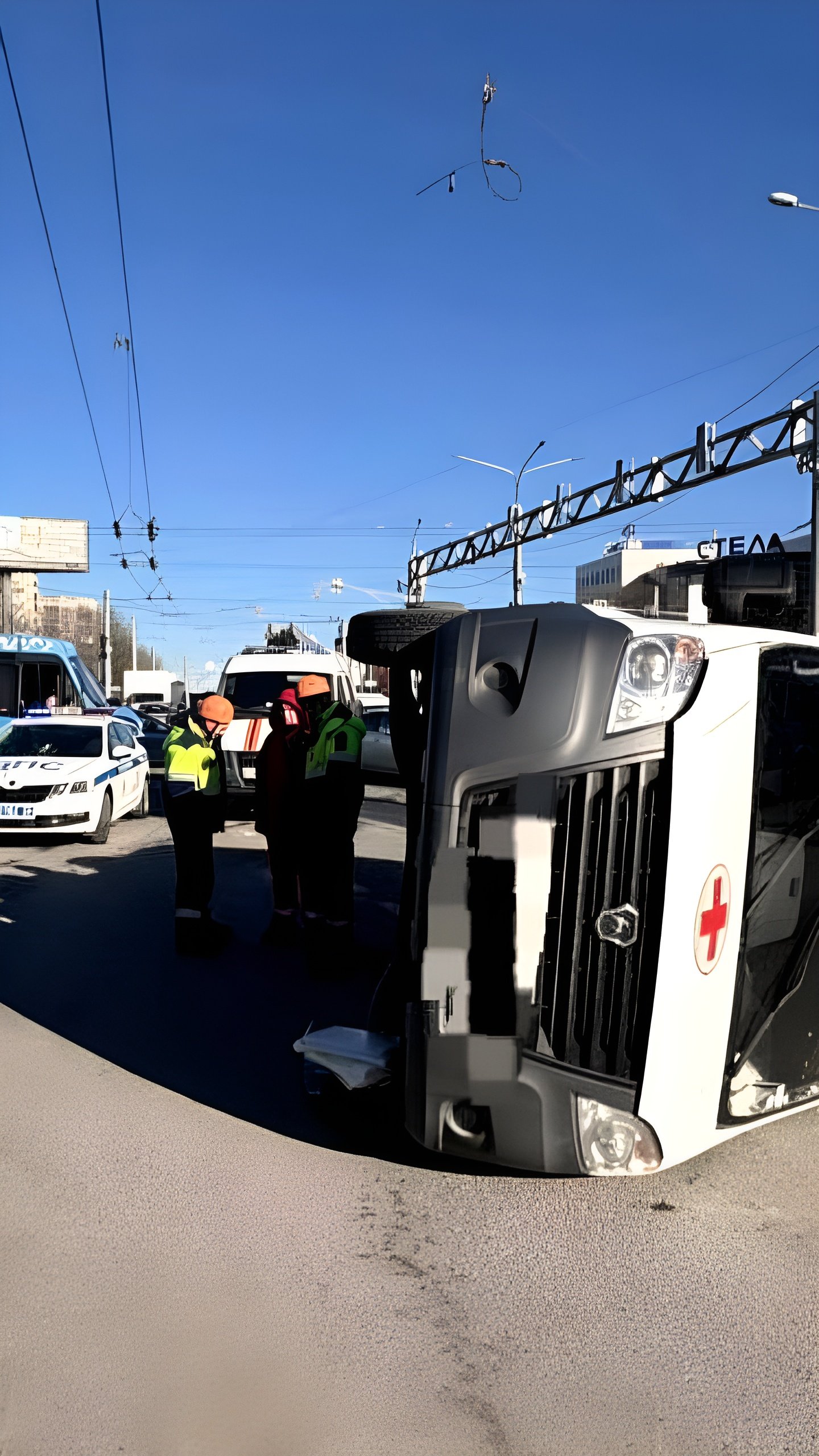 ДТП с участием скорой помощи и маршрутки в Ставрополе: никто не пострадал