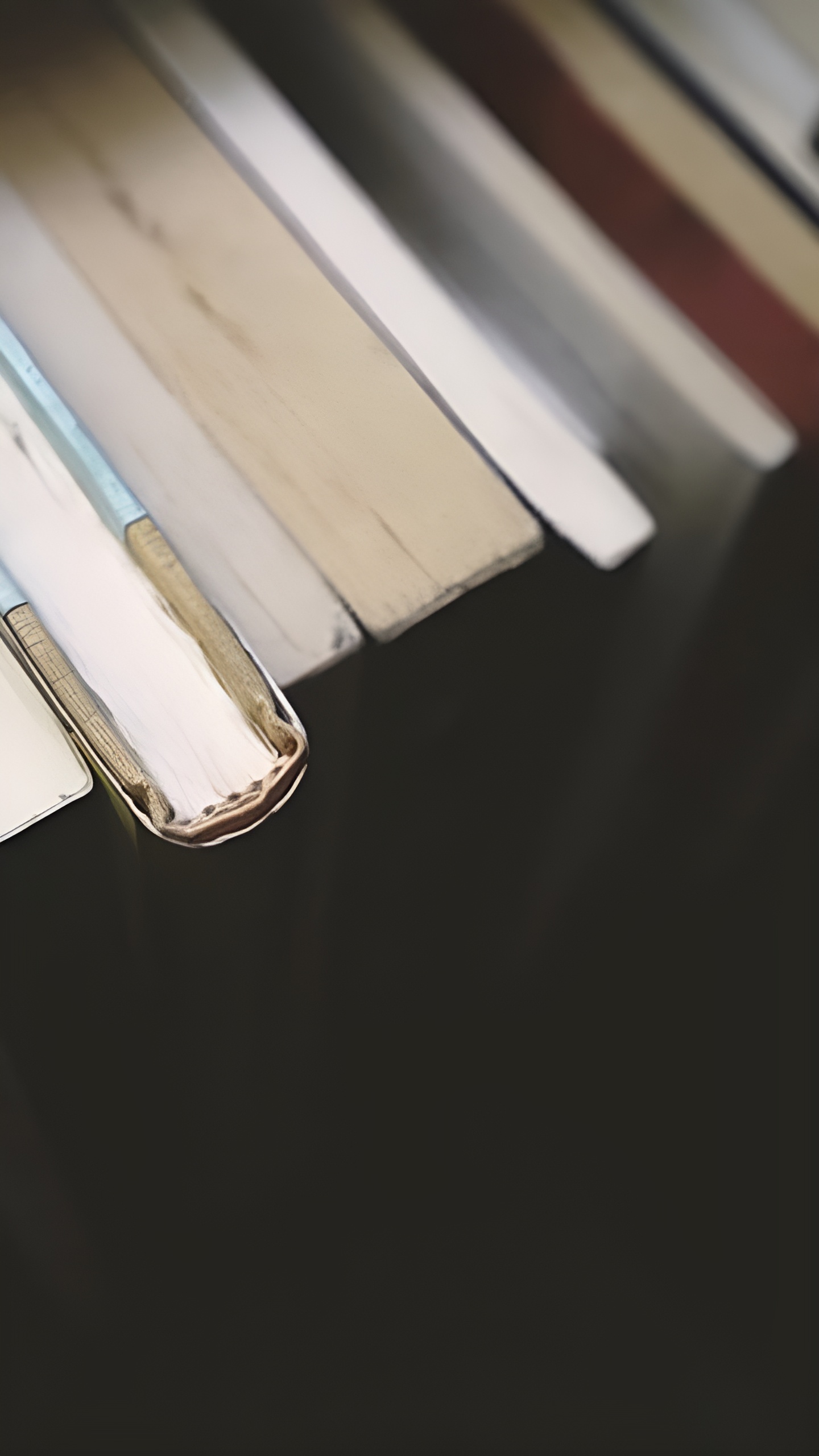 В Екатеринбурге в школы и детсады поступили астрологические книги