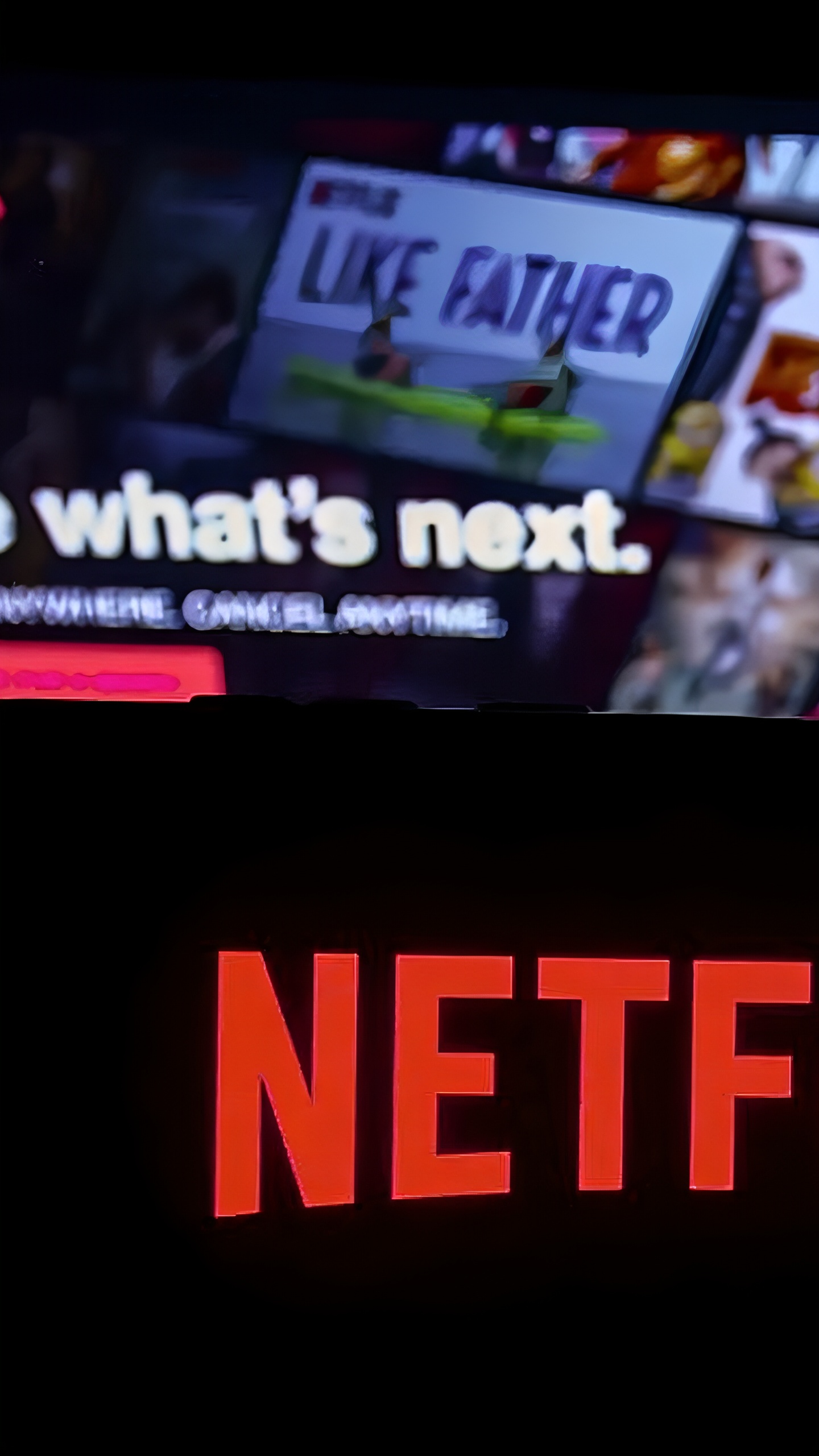 Акции Netflix выросли на 14% после достижения 300 млн подписчиков