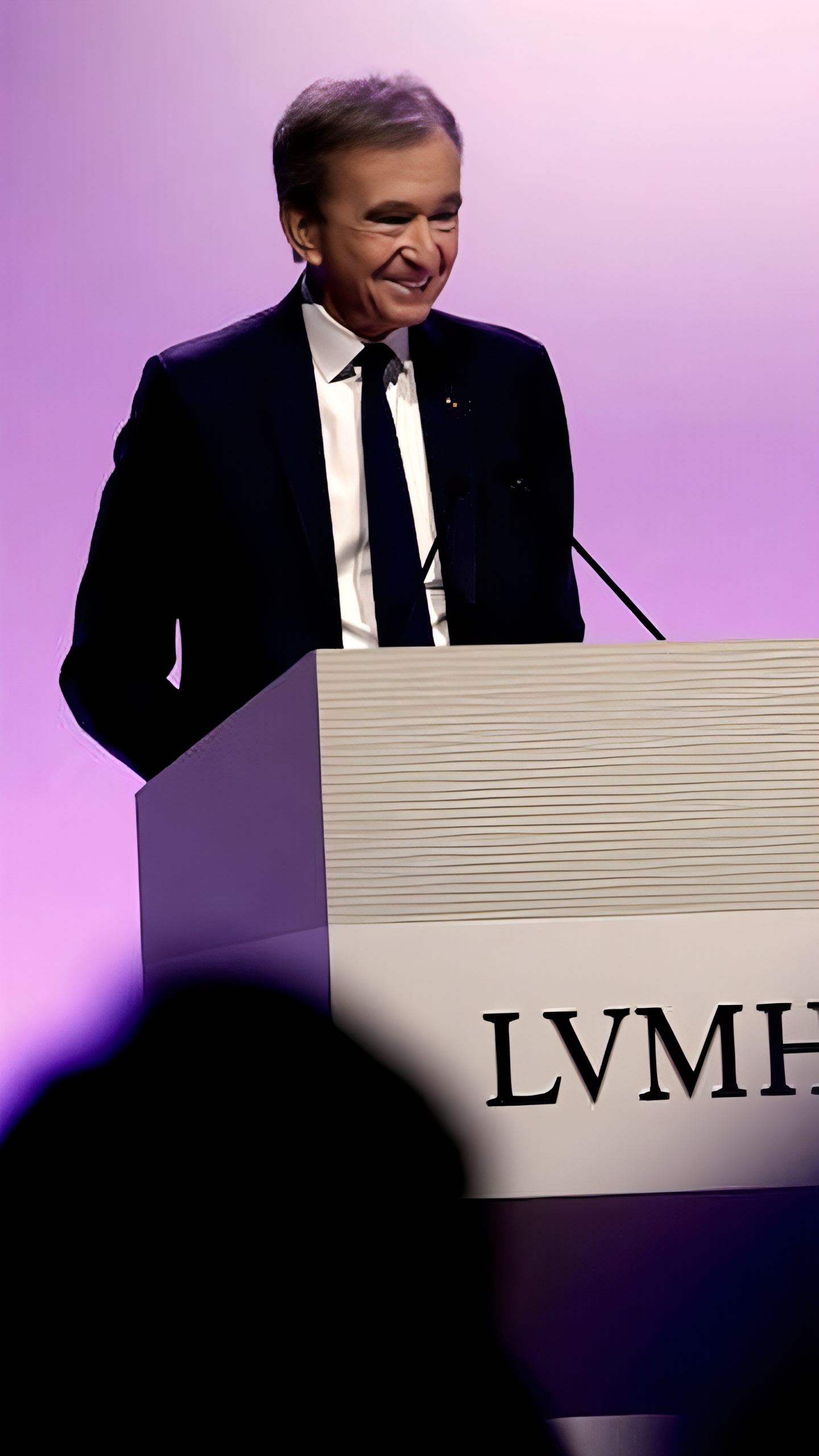 LVMH сообщает о росте продаж в 2024 году, несмотря на снижение в начале года