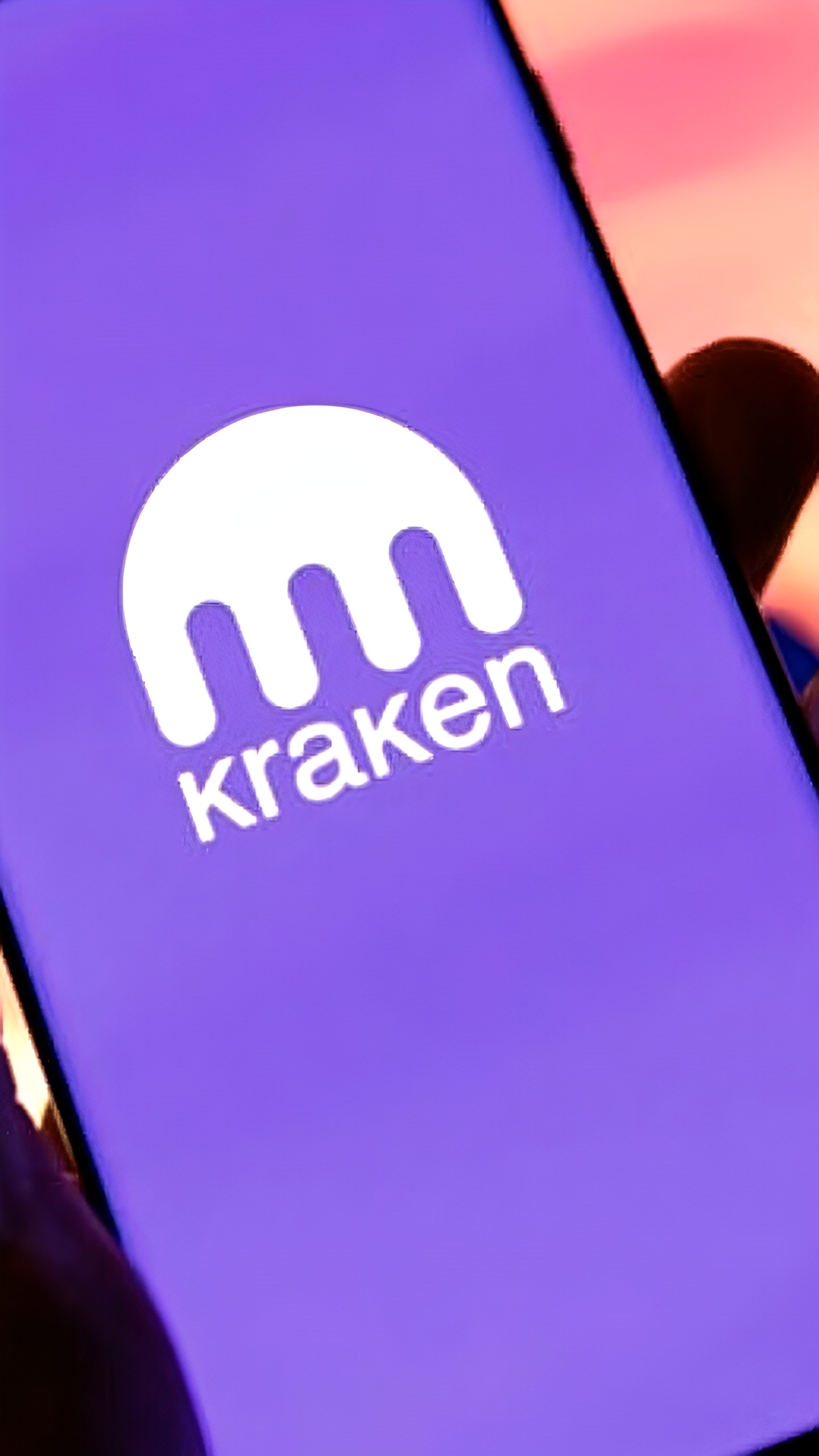 Kraken возобновляет стейкинг для клиентов из США после закрытия в 2023 году