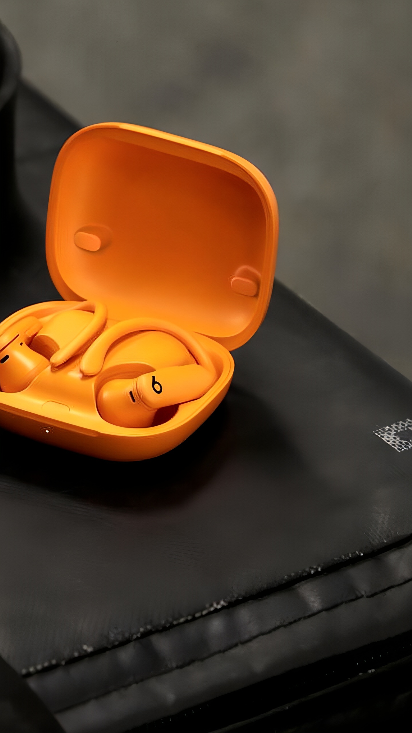 Анонс новых наушников PowerBeats Pro 2: улучшенные характеристики и цена