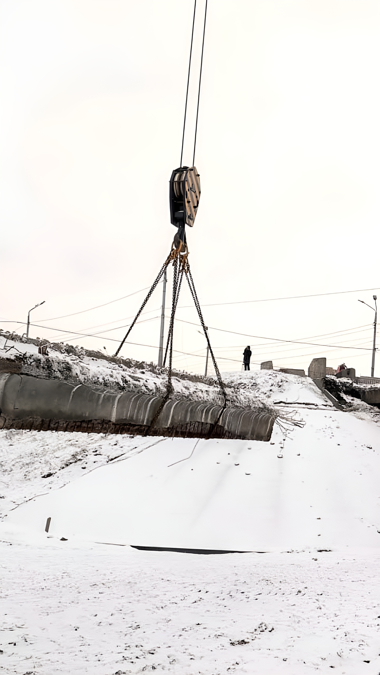 Ремонт Мызинского моста в Нижнем Новгороде: демонтаж старых балок и подготовка к монтажу новых