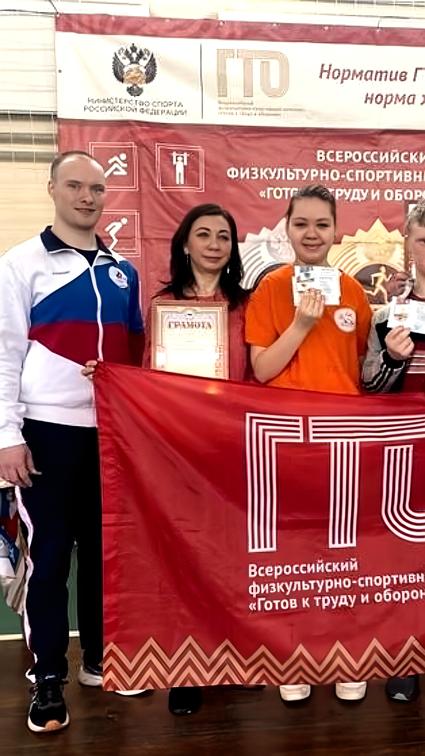 Церемонии награждения знаками ГТО прошли в Иркутске и Симферополе