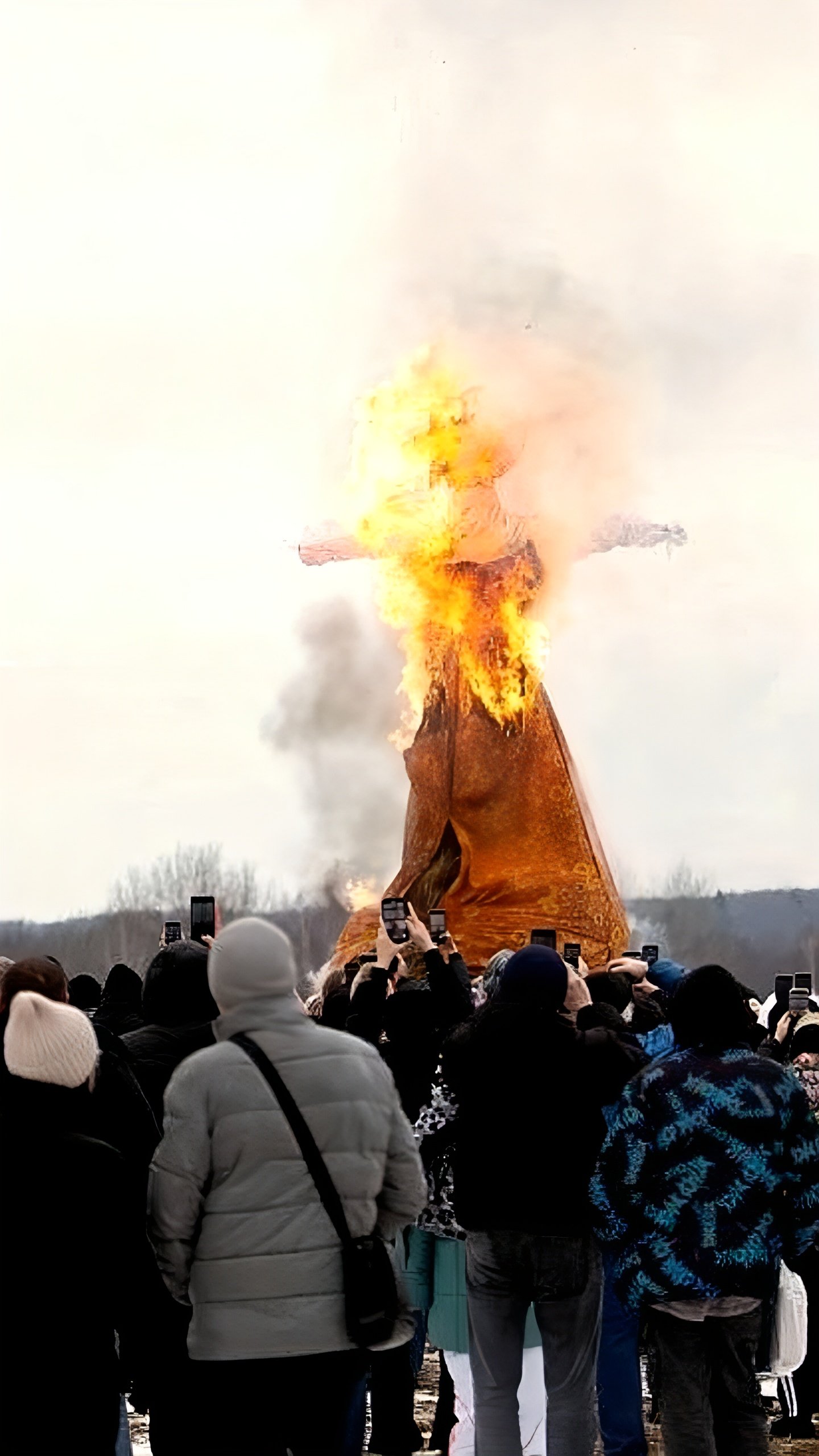 Безопасность масленичных гуляний в Подмосковье и Рубцовске обеспечена МЧС