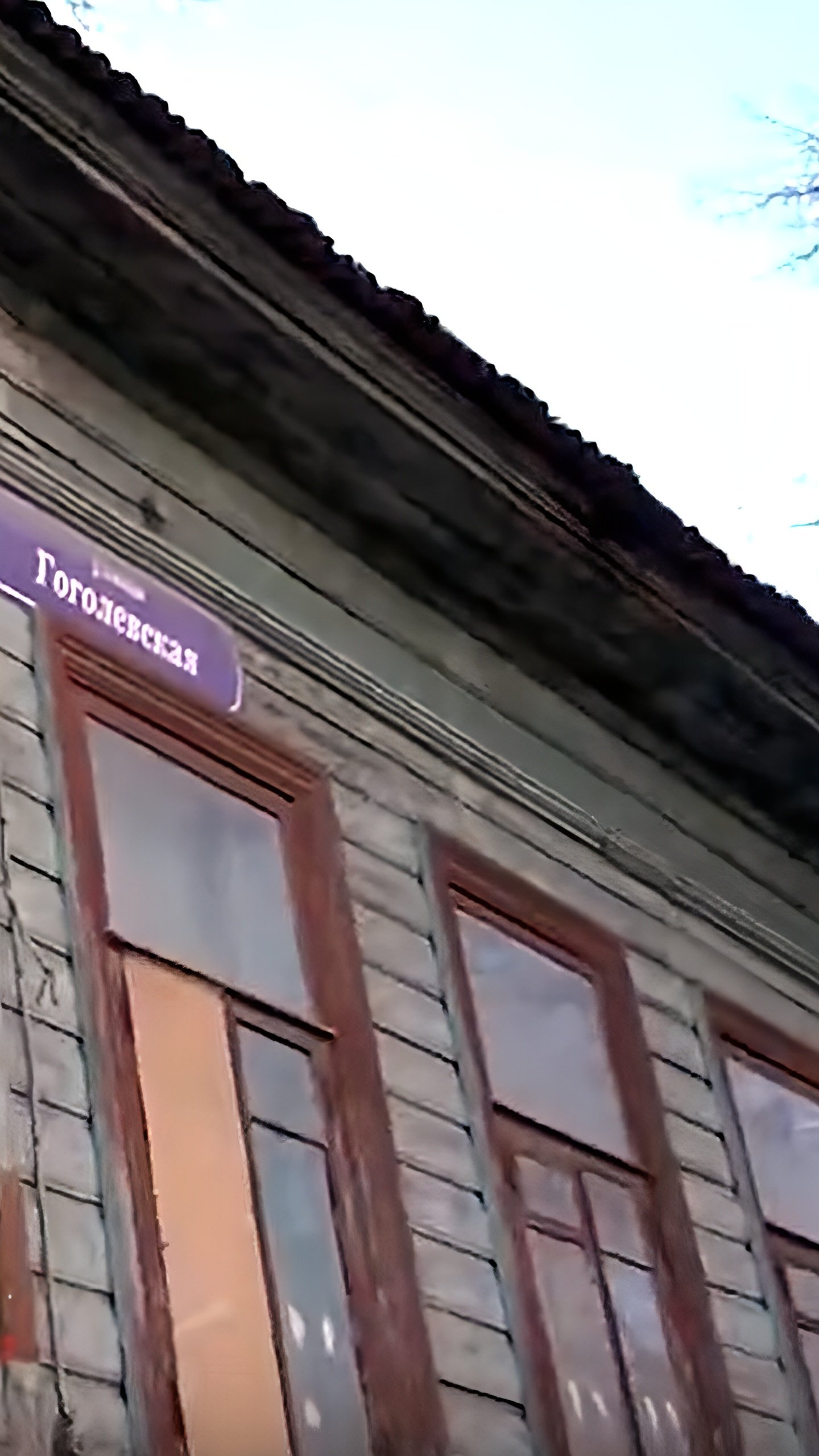 Жители аварийного дома в Иркутске ждут переселения 9 лет, прокуратура начала проверку