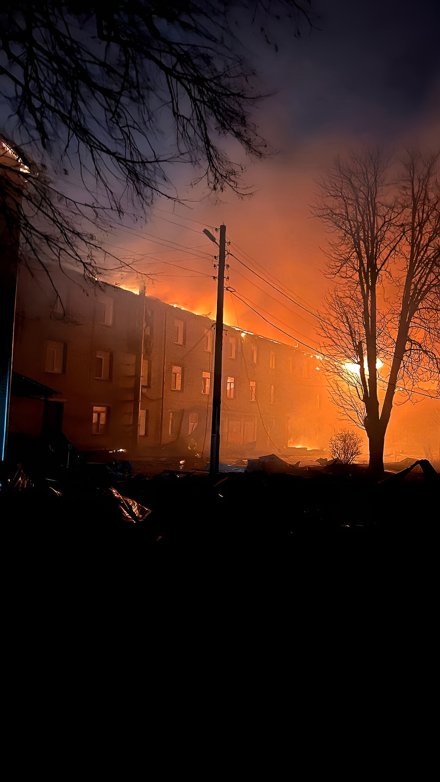 Российские дроны атаковали больницу в Золочеве, пострадала медсестра