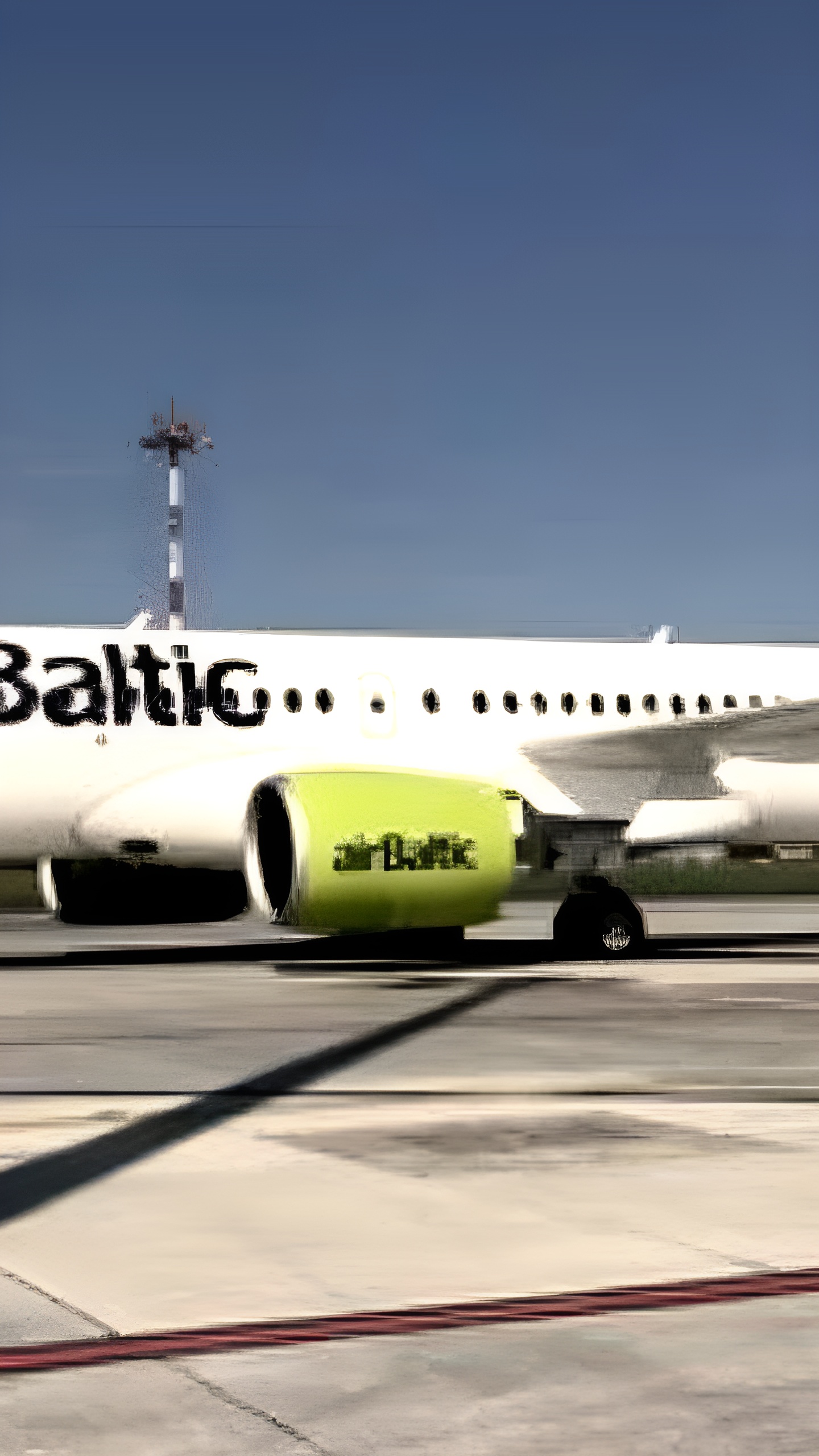 airBaltic продолжает закупать топливо из России, несмотря на санкции ЕС