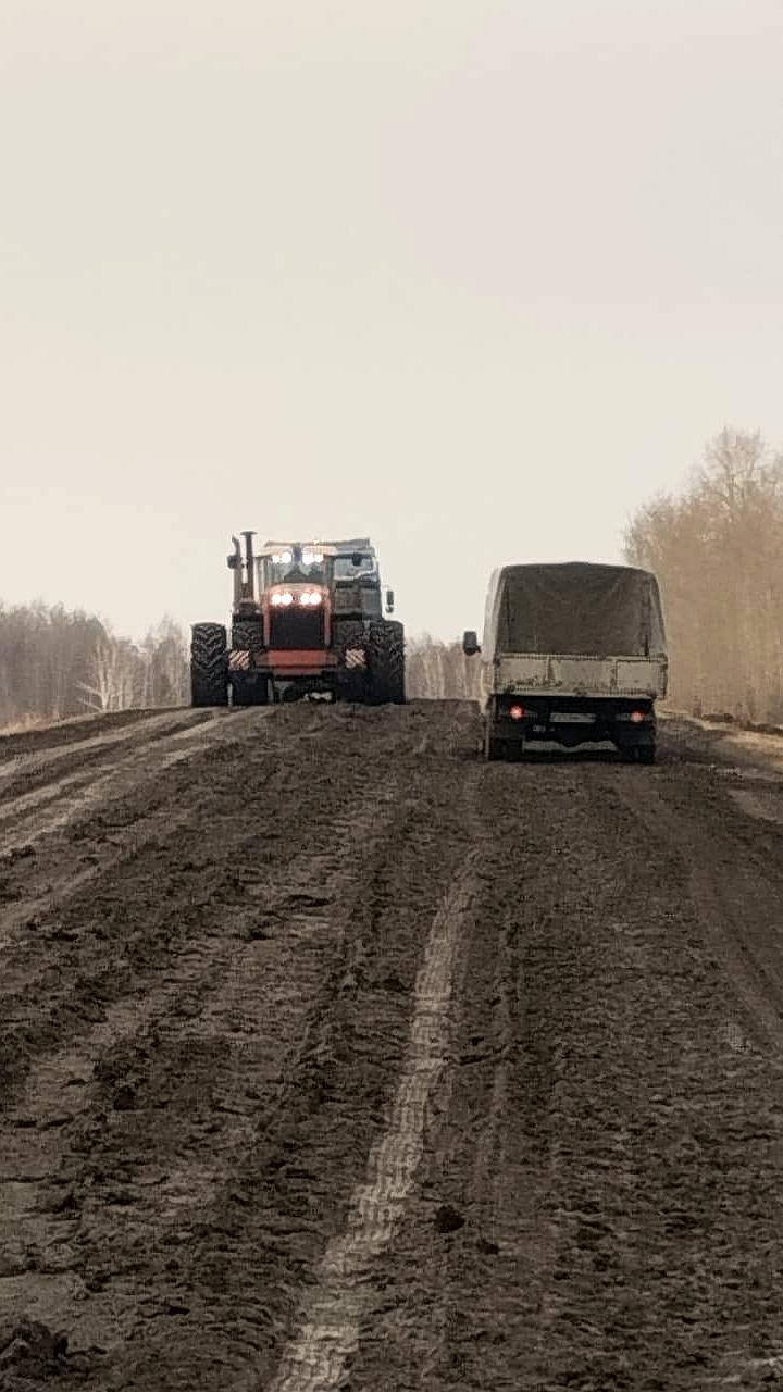 В Омске продолжаются работы по откачке талых вод и снега