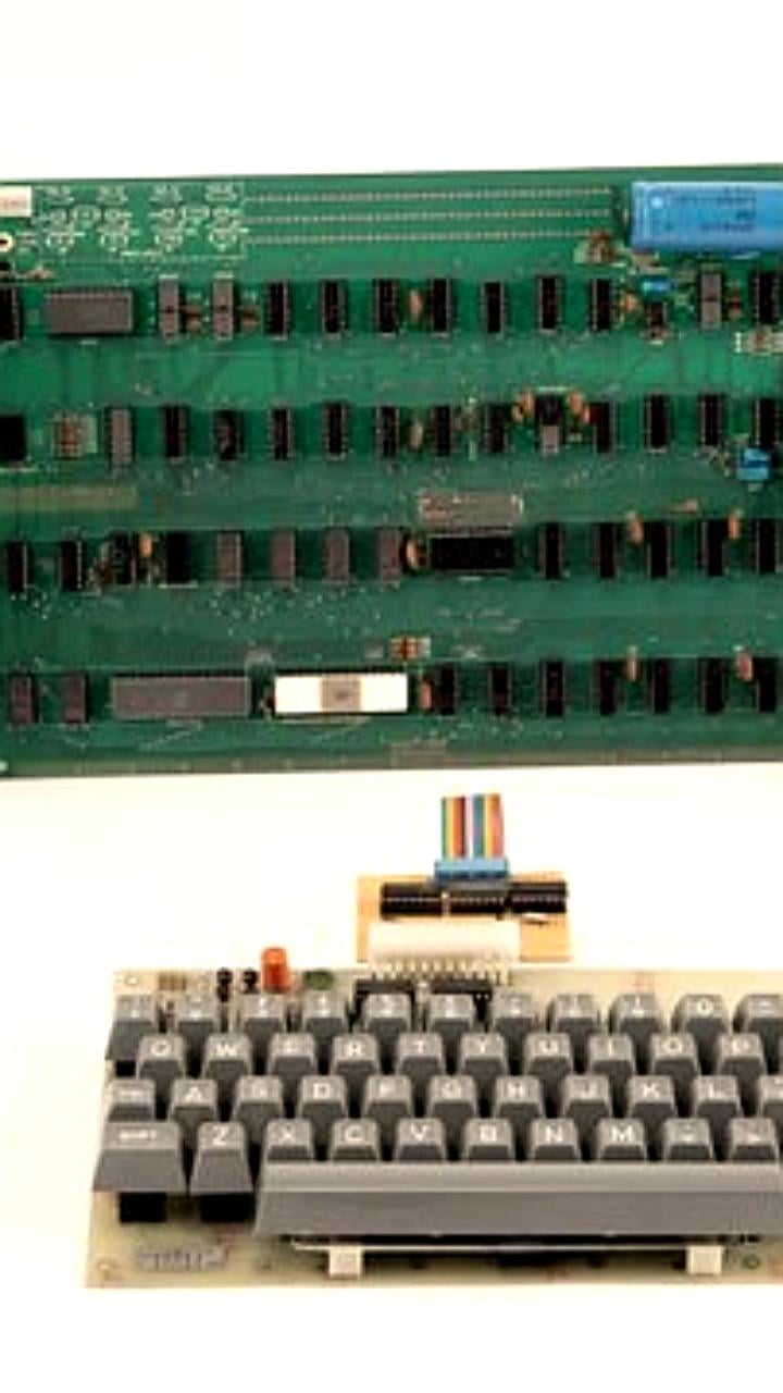 Редкий компьютер Apple-1 продан на аукционе за 375 000 долларов