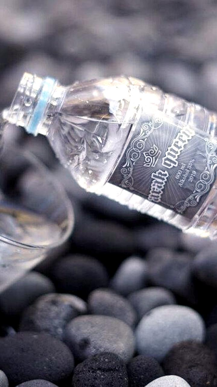 Бали вводит запрет на продажу воды в пластиковых бутылках объемом менее 1 литра