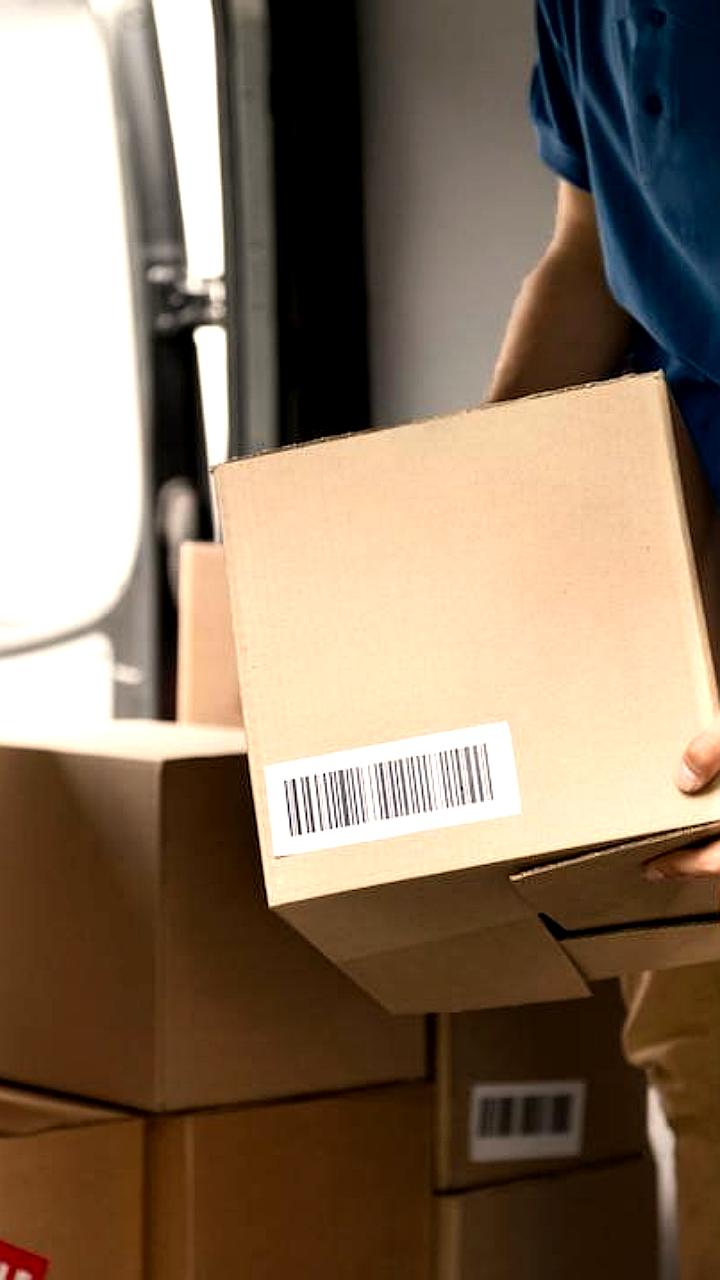 CDEK.Shopping запускает новый сервис трансграничной торговли для юридических лиц в партнерстве с JoomPro