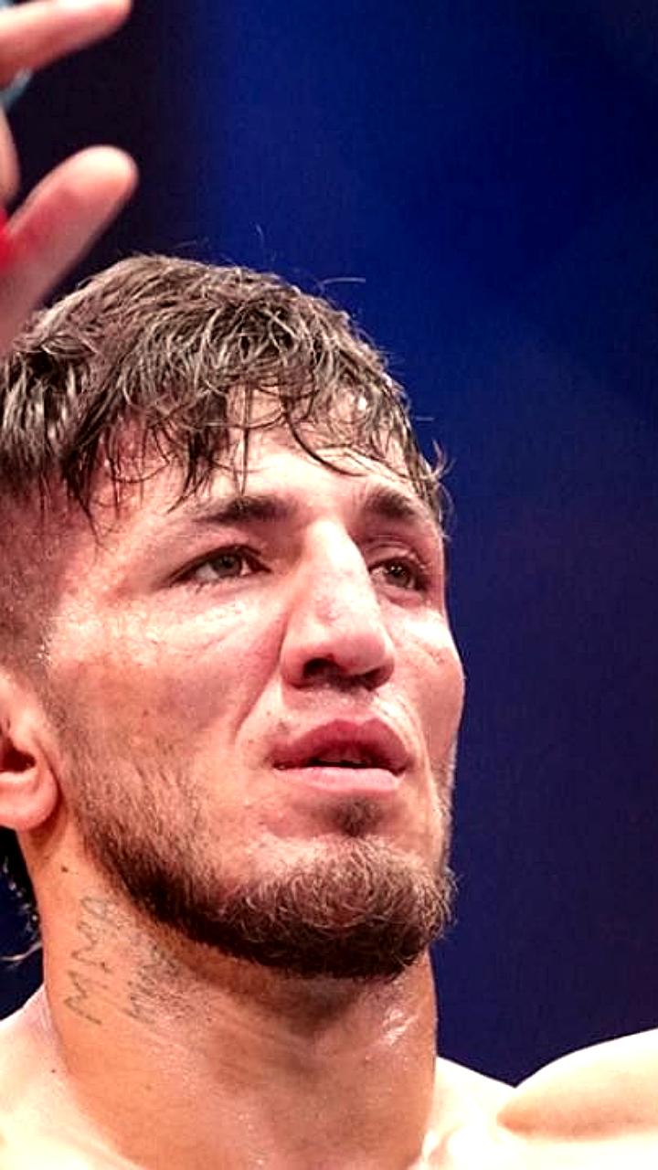 Афганский боец UFC Ахмад Хазанзада арестован за тяжкое преступление в США