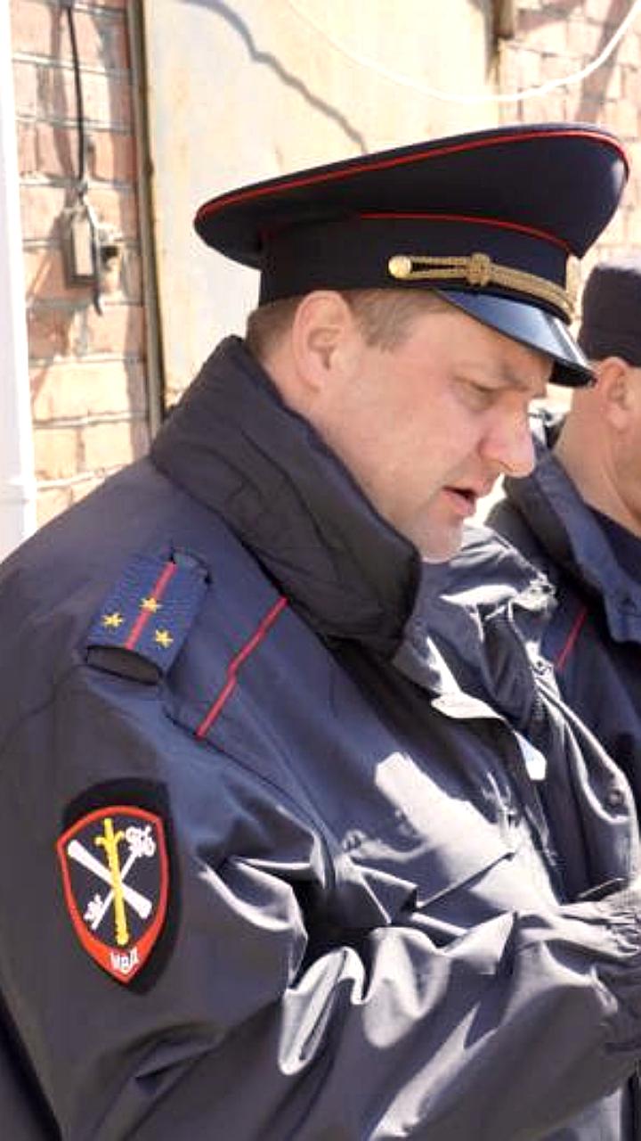 Полиция Карачаево-Черкесии и Приморья провела строевые смотры в связи с переходом на летнюю форму одежды