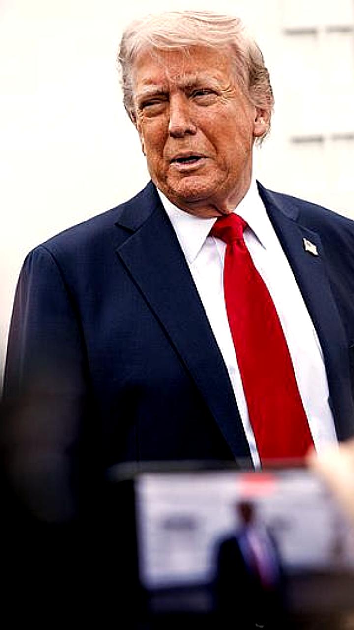Опрос показывает, что 70% американцев считают действия Трампа в первые 100 дней президентства соответствующими ожиданиям