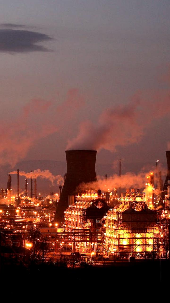 Закрытие НПЗ в Грейнджмуте: INEOS призывает к снижению затрат на охрану окружающей среды