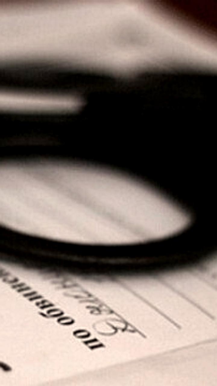 Пять налоговиков в Воронеже обвиняются в взятках и фальсификации данных