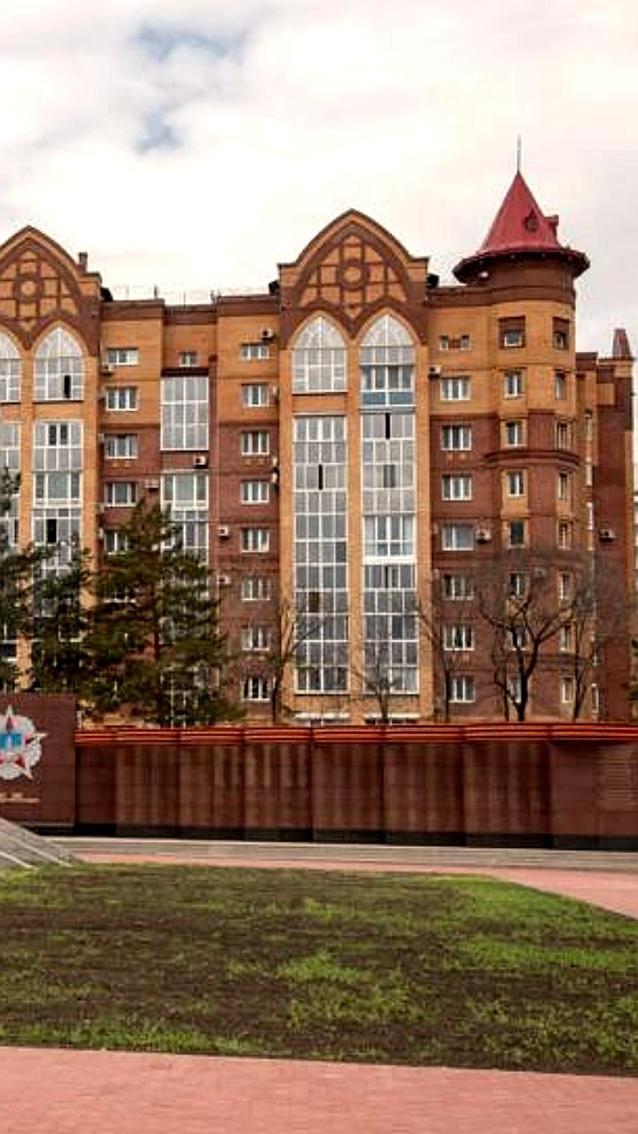 В Благовещенске открыли обновленную площадь Победы с монументом «Защитники Отечества»