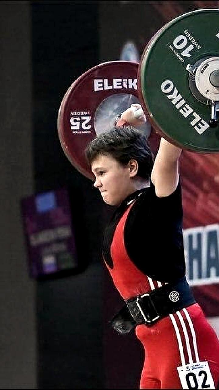 Григор Казарян и Абубакар Цакаев успешно выступили на чемпионате мира по тяжелой атлетике в Перу