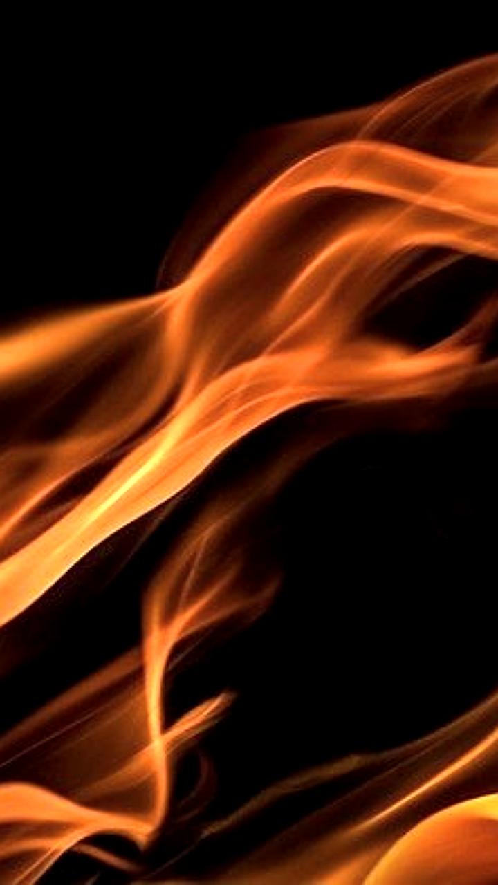 Пожары в Озерном и Рязани: без жертв, но с активным тушением