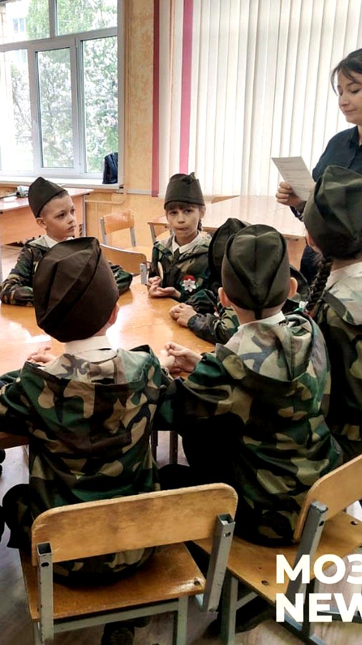 В Приморской школе прошел муниципальный этап военно-патриотической игры «Зарница 2.0»