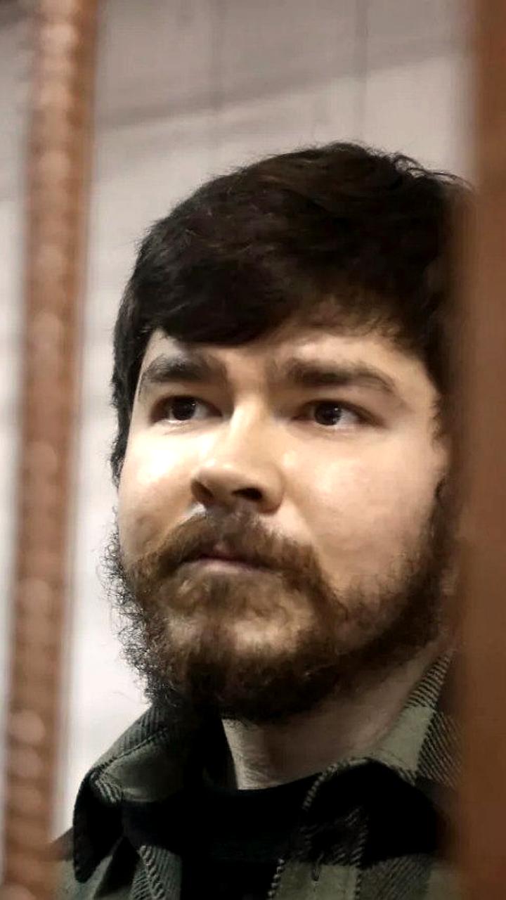 Блогер Аяз Шабутдинов признал вину в мошенничестве и возместил ущерб 64 потерпевшим