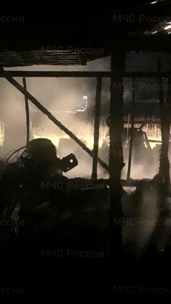 Пожар в частном доме в Новосибирске: ликвидировано открытое горение
