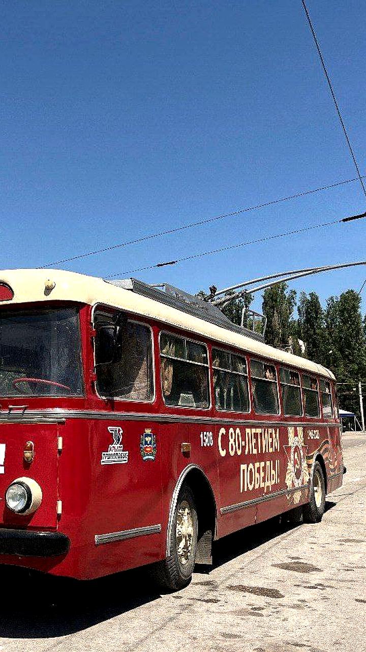 В Симферополе запустят бесплатный ретро-троллейбус к 80-летию Победы