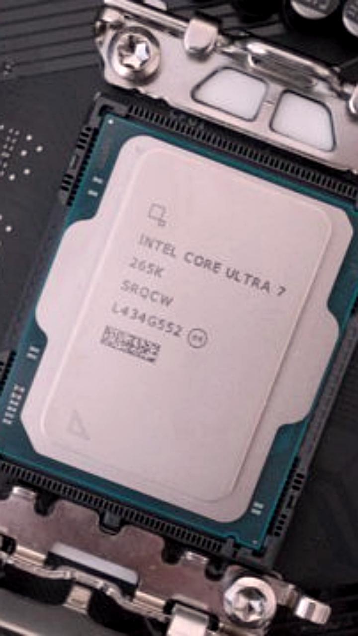 Intel снижает цены на процессоры Core Ultra 7 на 25%