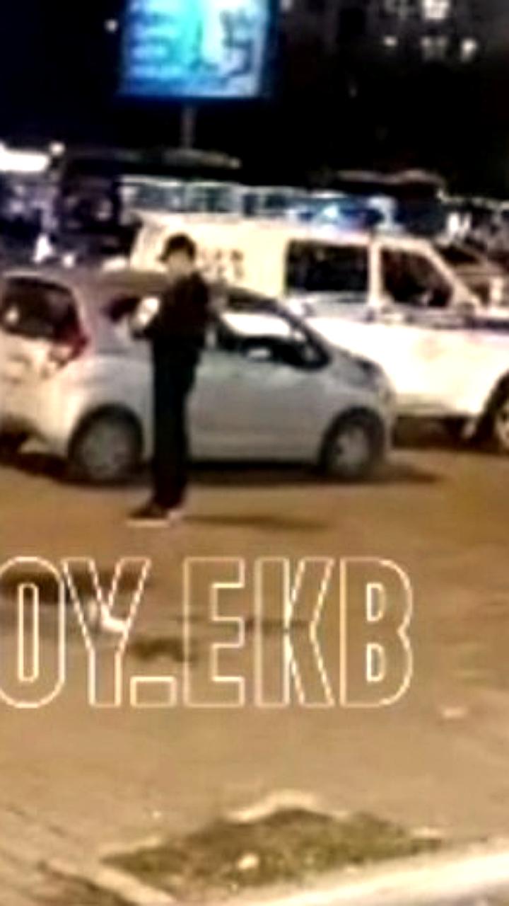 В Екатеринбурге произошла конфликтная ситуация с ножевым ранением мужчины с ребенком