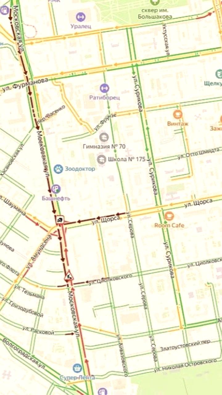 Серьезные аварии на Московской в Екатеринбурге и Ангарске приводят к пробкам