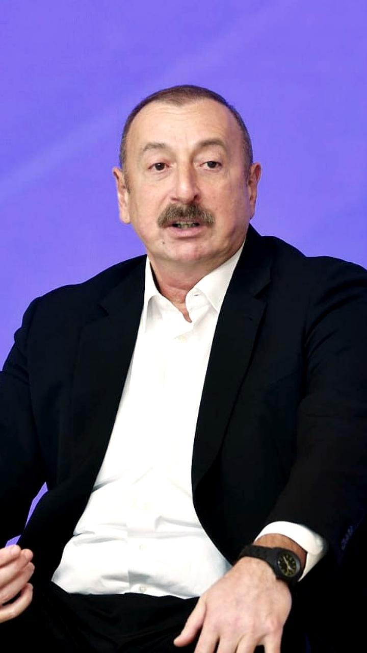 Отказ глав Азербайджана и Лаоса от участия в параде Победы в Москве