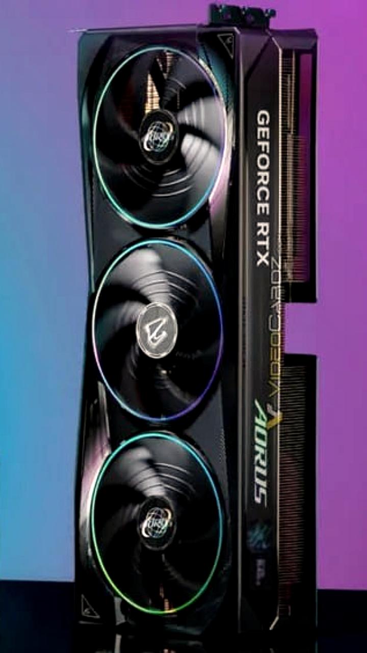 Проблемы с термогелем видеокарт GeForce RTX 50 от Gigabyte