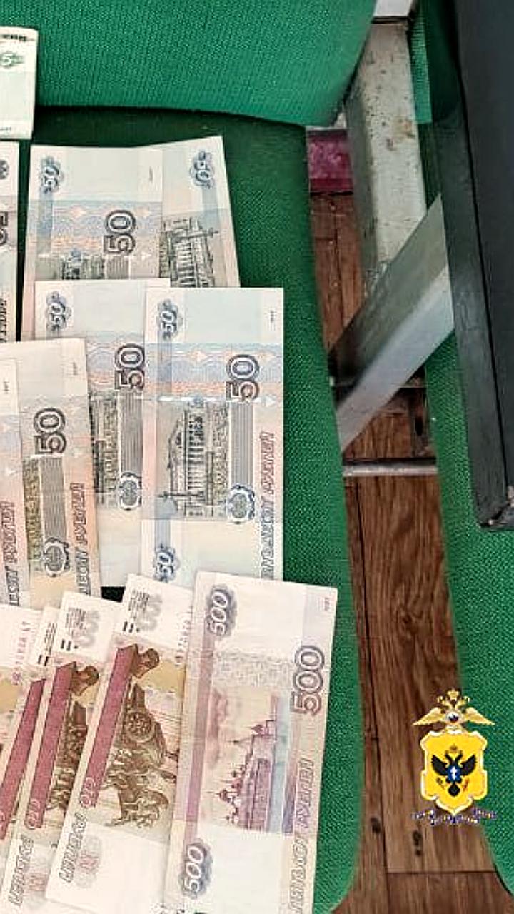 Задержаны подозреваемые в кражах у пенсионеров в Каланчаке и Владивостоке