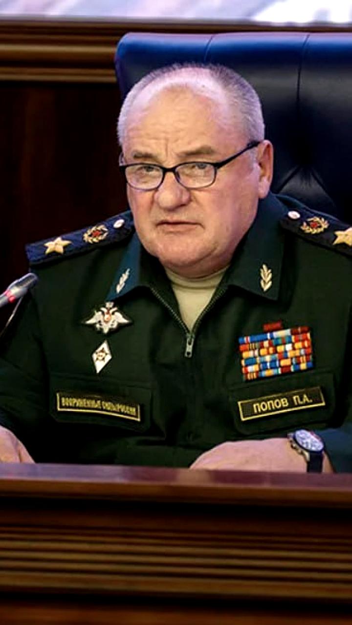 Экс-замминистра обороны Павла Попова госпитализировали из СИЗО в Москву