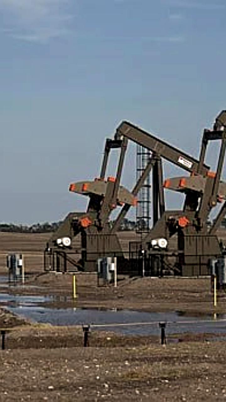 Коммерческие запасы нефти в США снизились ниже прогноза