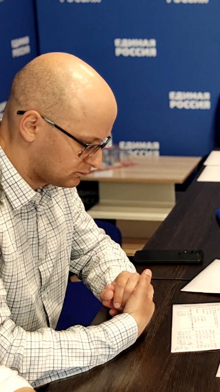 Неделя приемов граждан: помощь пожилым и защита льготников в Херсоне и Якутии