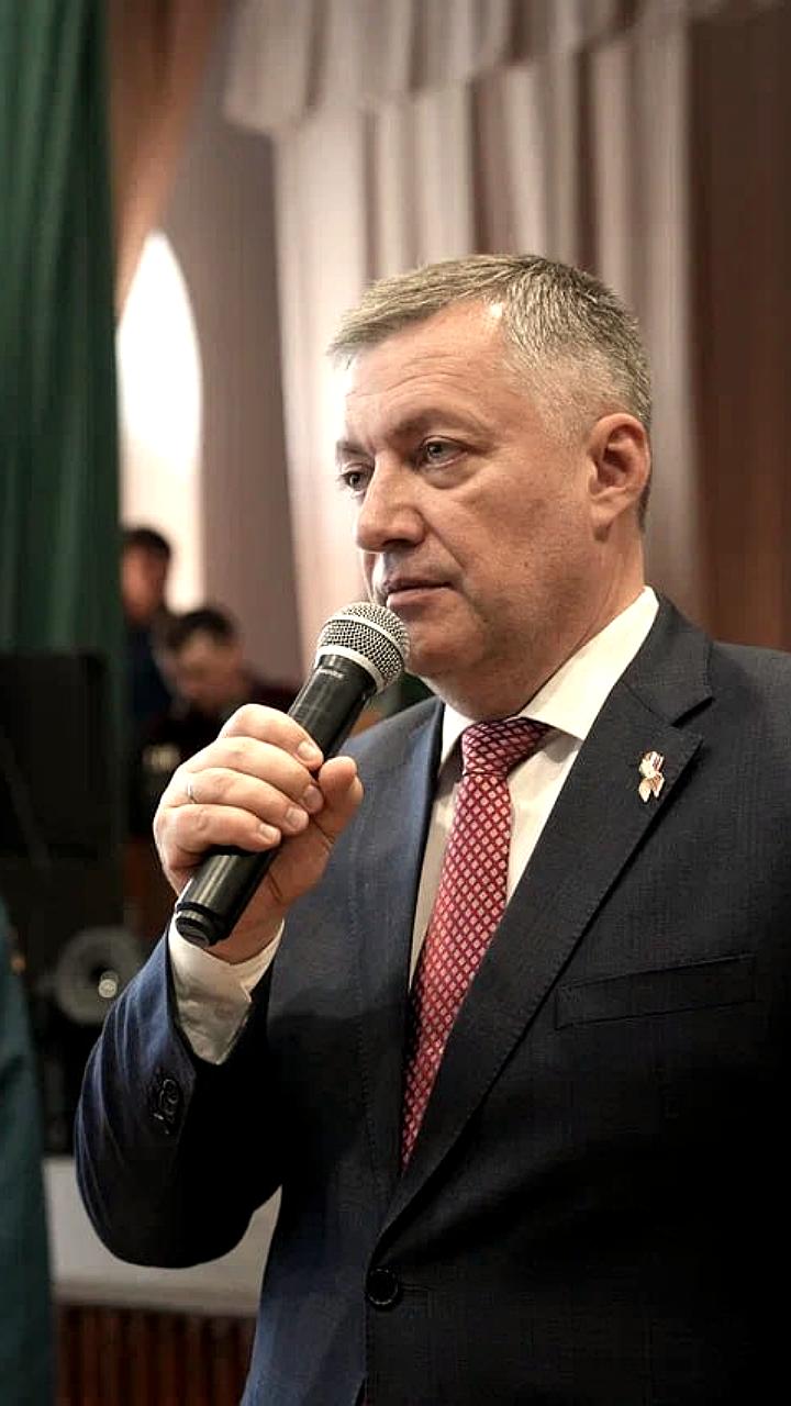 Поздравление участников СВО в Белогорске и обсуждение мер безопасности в Омске