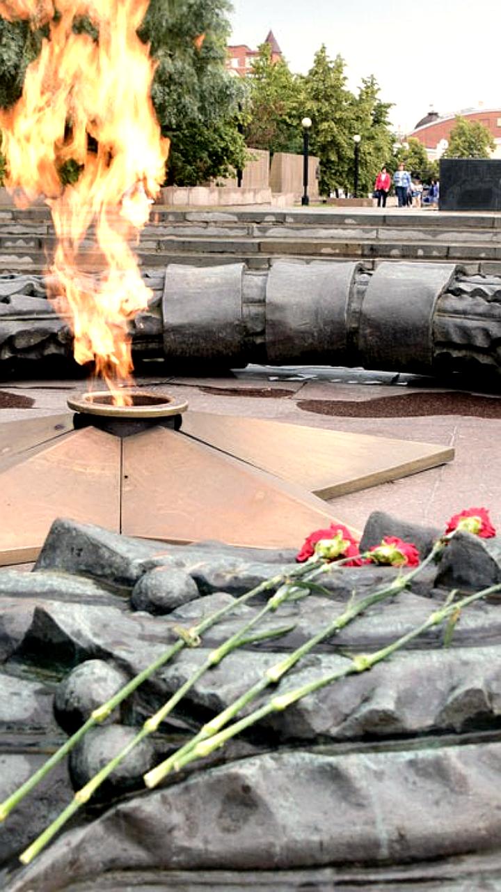 Опросы показывают, что 88% армян и более половины россиян отмечают 9 мая как важный праздник