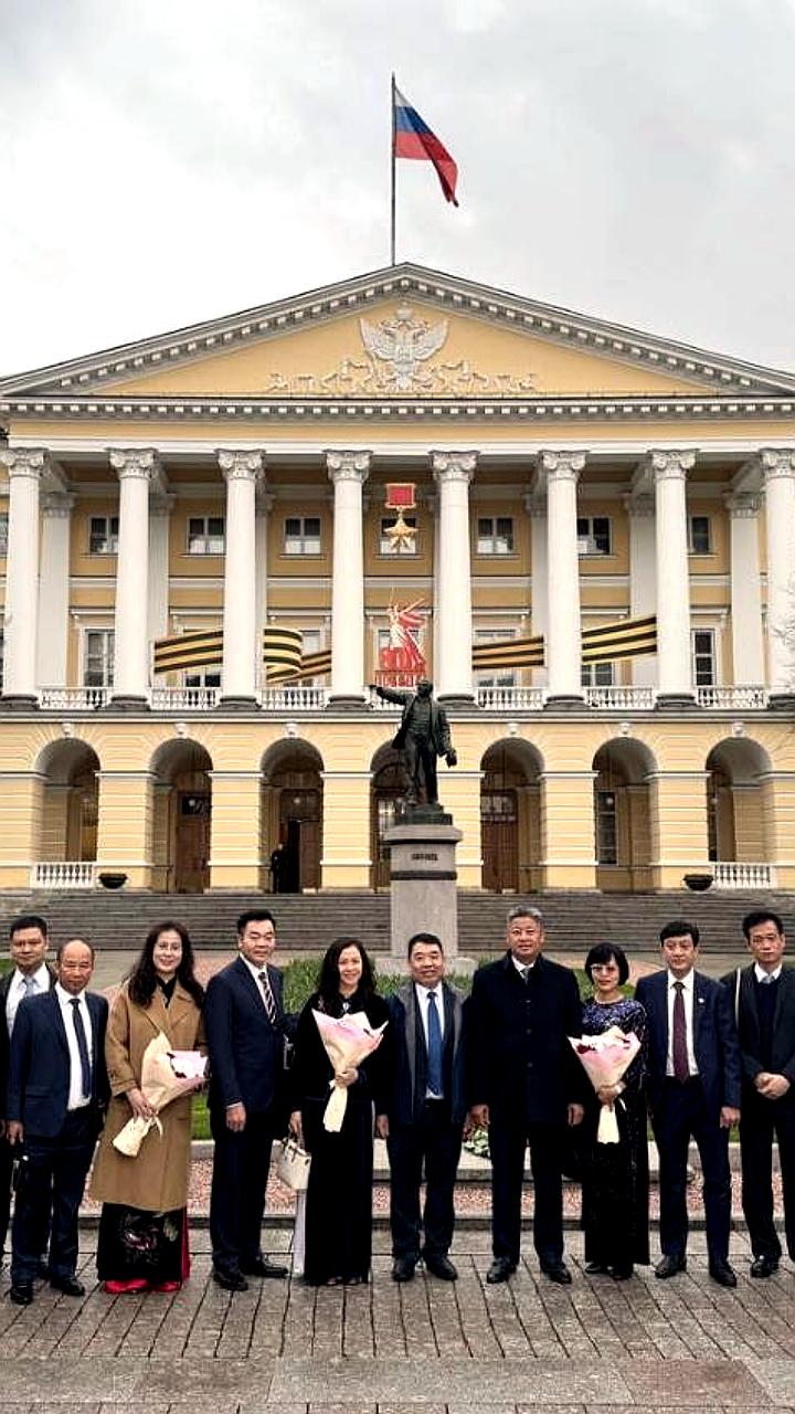 Петербург и Ханой подписали соглашение о сотрудничестве
