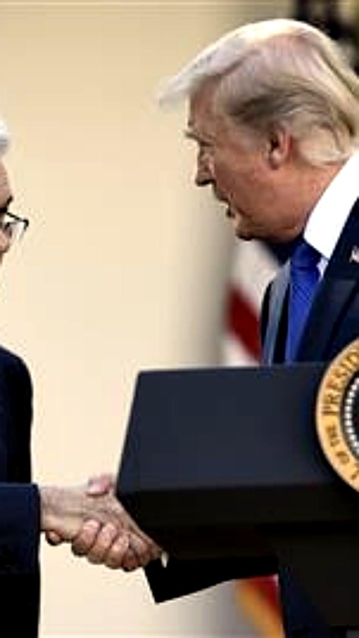 ФРС США сохраняет процентную ставку на фоне давления со стороны Трампа