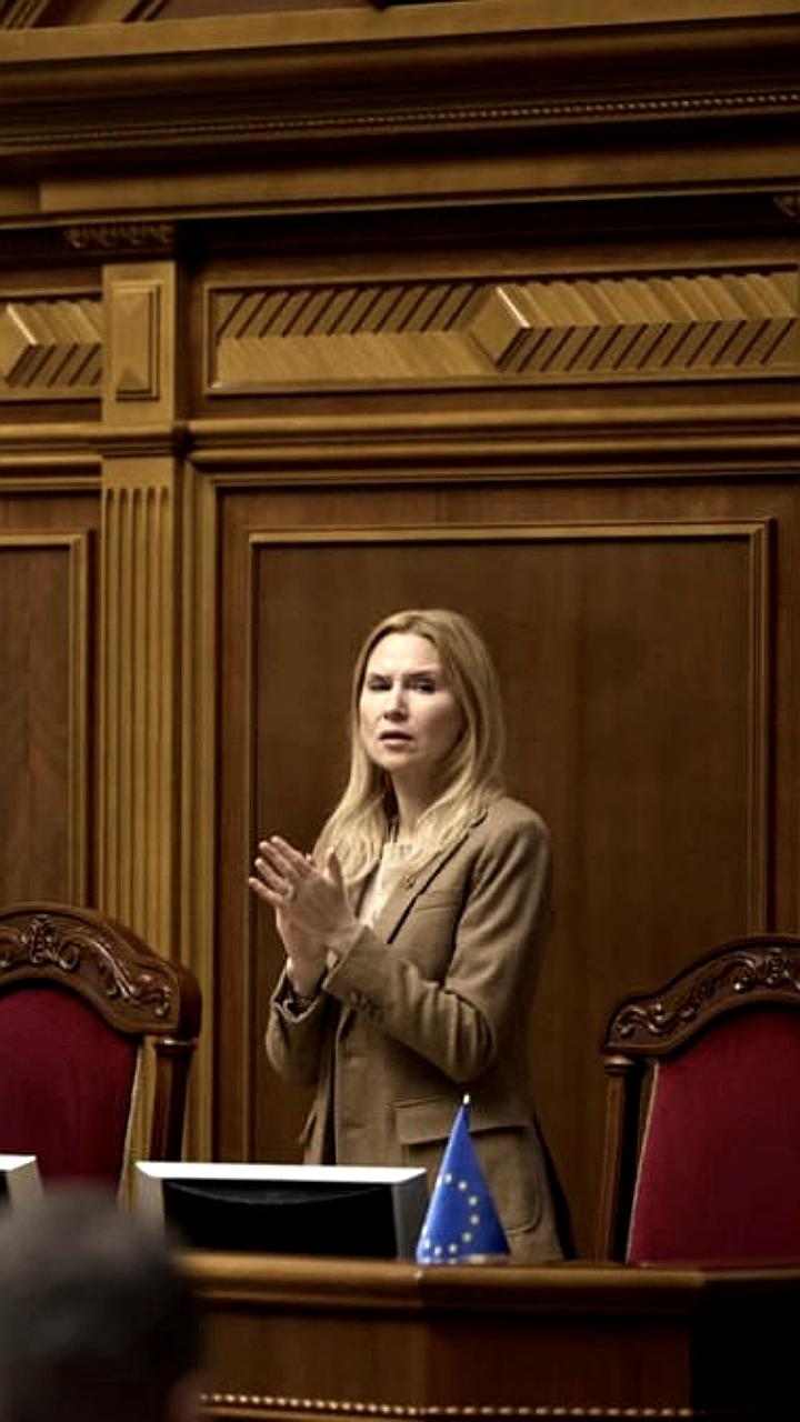 Украинские депутаты предлагают увеличить компенсации и ввести новые налоги