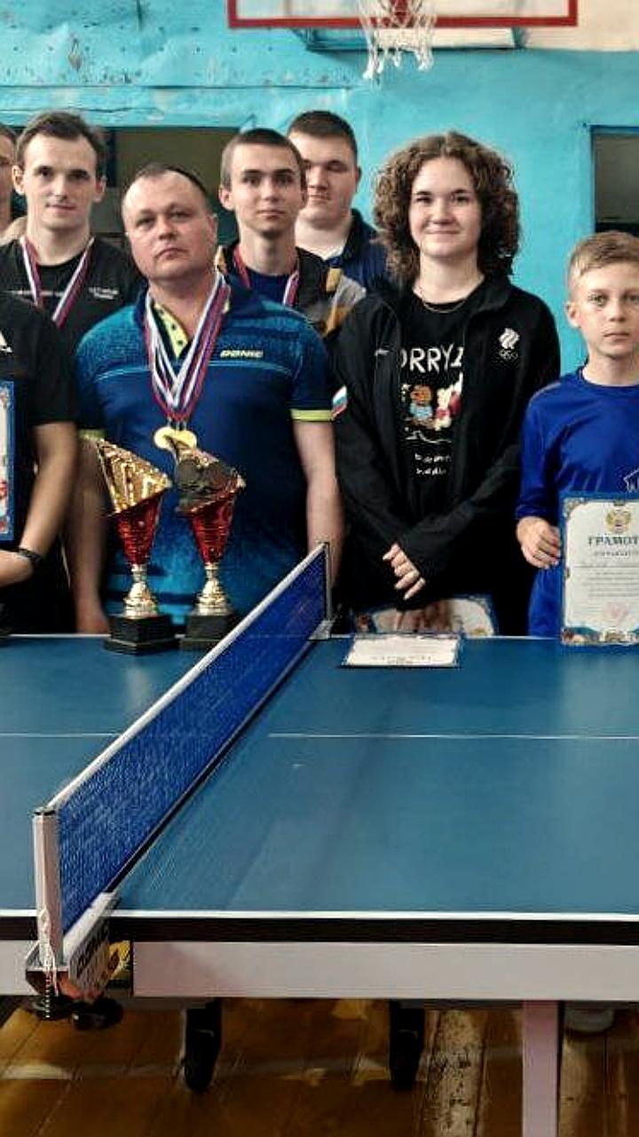 Чемпионат по настольному теннису в Геническом округе собрал более 30 спортсменов