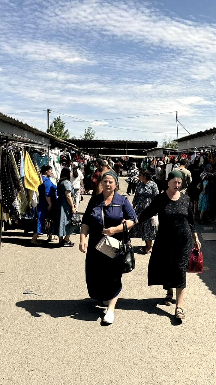 В Ростовской области выставлен на продажу рынок с 20-летней историей