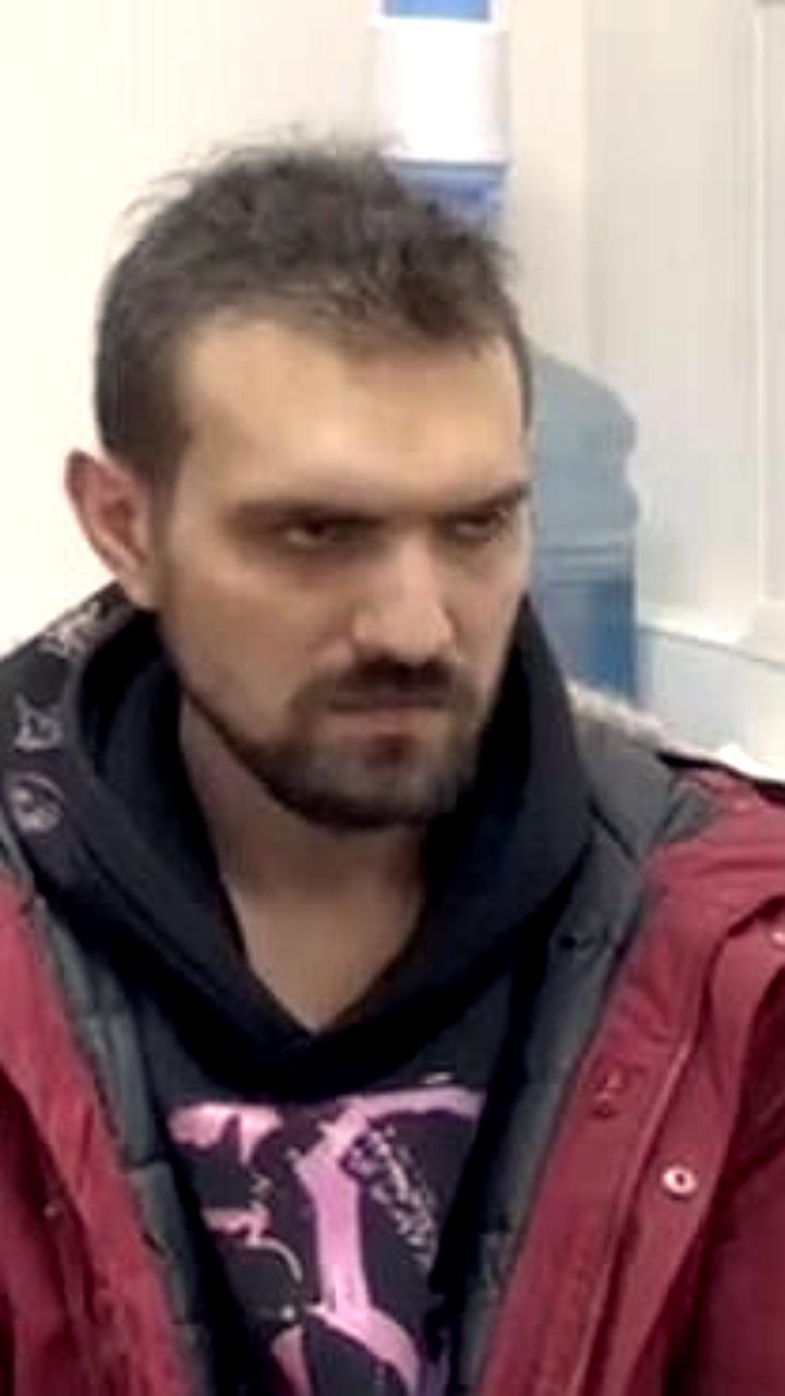Суд продлил арест комика Артемия Останина по делу о разжигании ненависти