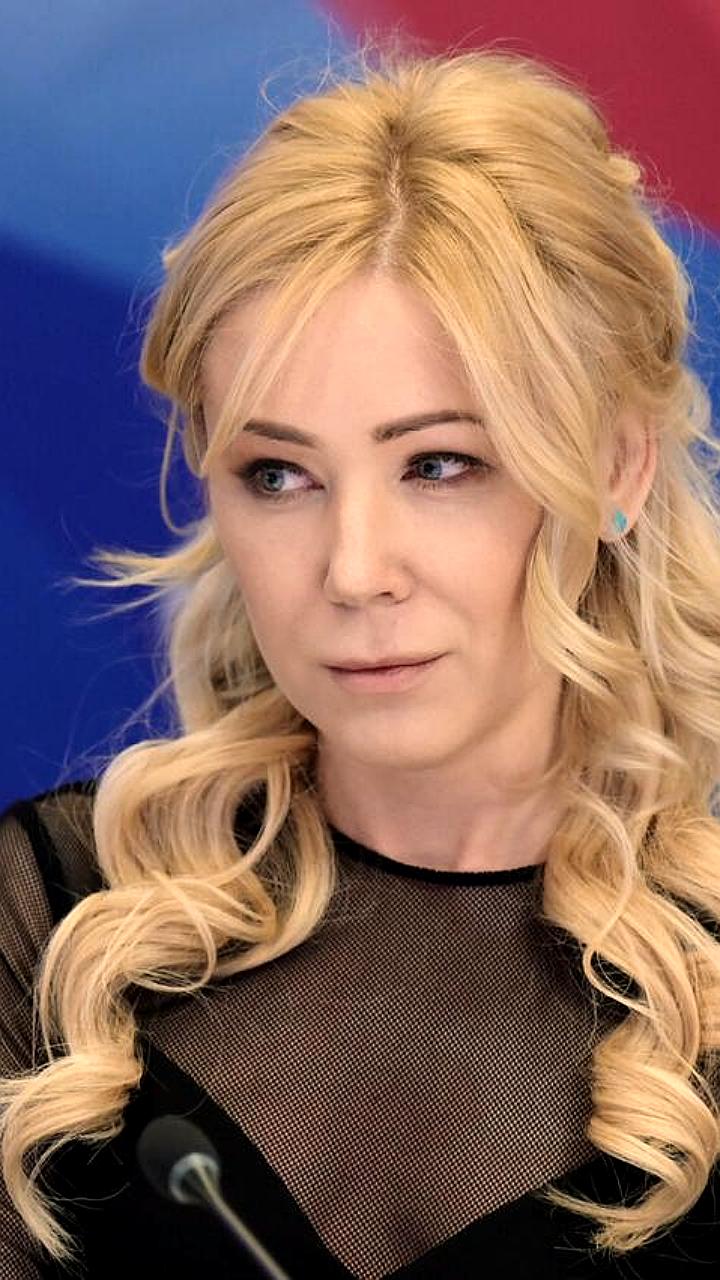 Суд удовлетворил иск Мизулиной к Лебедеву и Дудю о защите чести