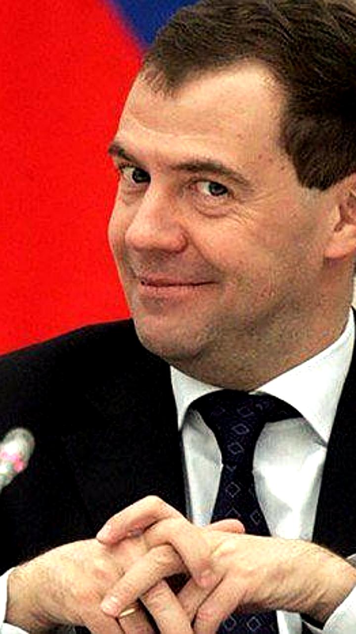 Дмитрий Медведев посетит Пермский край и, возможно, Свердловскую область