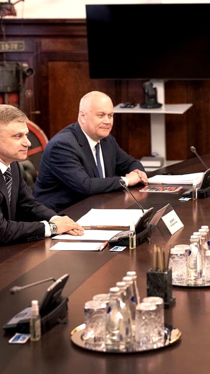 РЖД и Новгородская область подписали соглашение о сотрудничестве на 2025-2027 годы