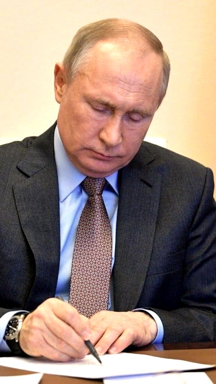 Путин утвердил состав делегации для переговоров с Украиной